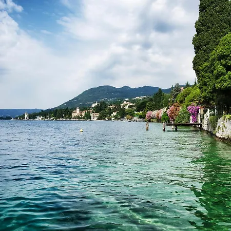 Robert House 50m From The - Happy Apartment Gardone Riviera